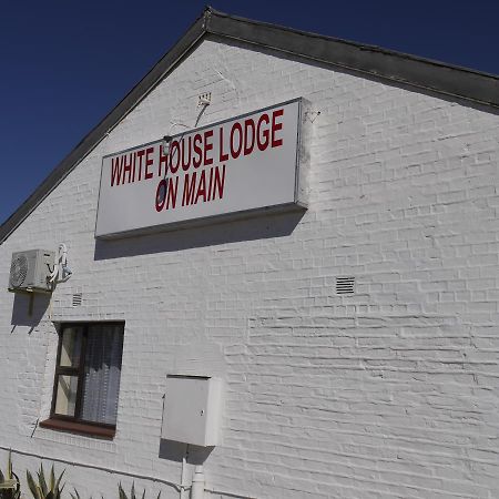 White House Lodge On Main Бофорт Уест Екстериор снимка