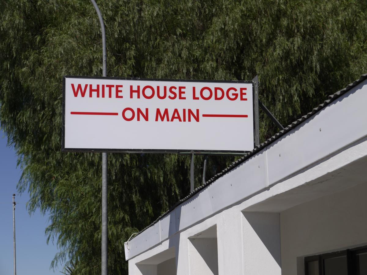 White House Lodge On Main Бофорт Уест Екстериор снимка